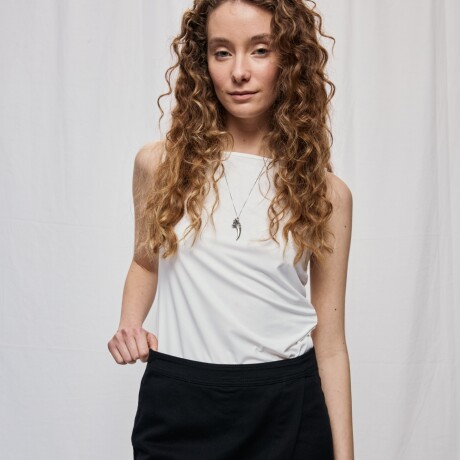 SHORT RUMA Negro
