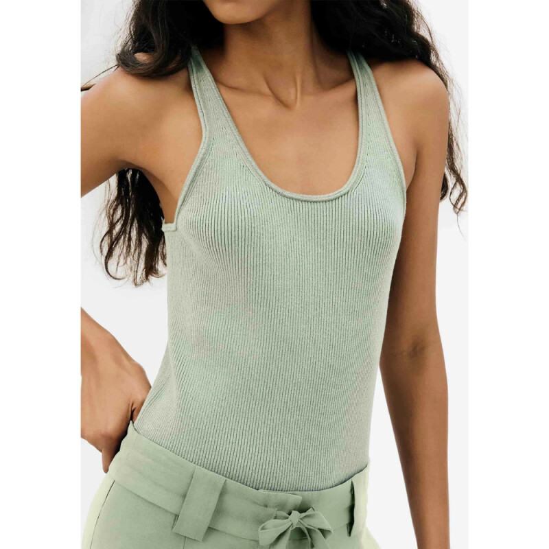 REGATA FEM VERDE CLARO