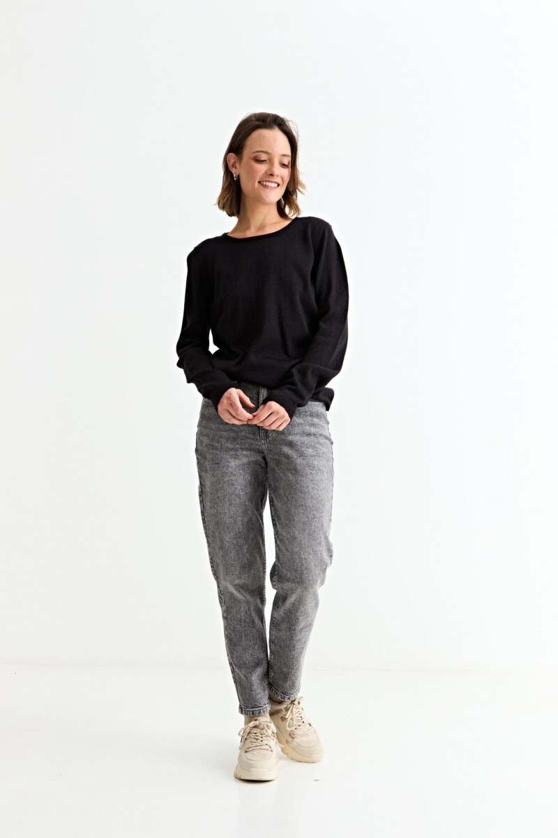 Sweater con detalle en manga NEGRO