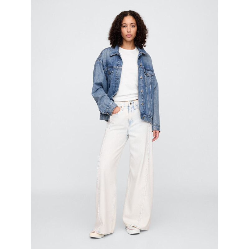 V-SS FAV CREW SOLID WHITE V2 GLOBAL 2
