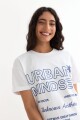 Remera m/c estampada colección Urbana BLANCO