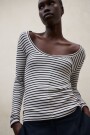REMERA FARO A RAYAS Rayas