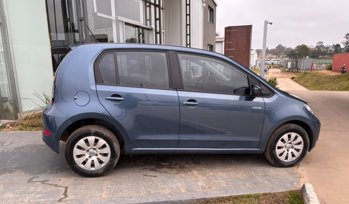 VW UP Move - 2018 VW UP Move - 2018