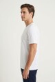 Remera m/c estampada Waves BLANCO
