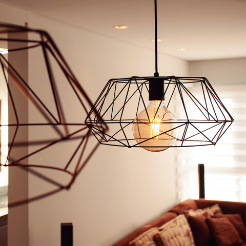 Lámpara LED G125 globo ámbar E27 4W 280Lm cálida -TRAMONTINA TE3160