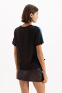 REMERA LACE Negro