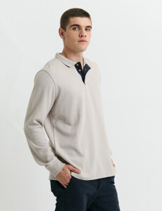 520912 REMERA HARRY Beige