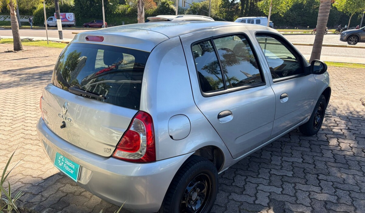 Renauilt Clio Expression - 2013 Renauilt Clio Expression - 2013