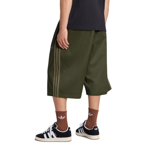 Bermuda Adidas Twill - Verde Bermuda Adidas Twill - Verde
