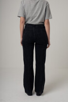 Linn Black