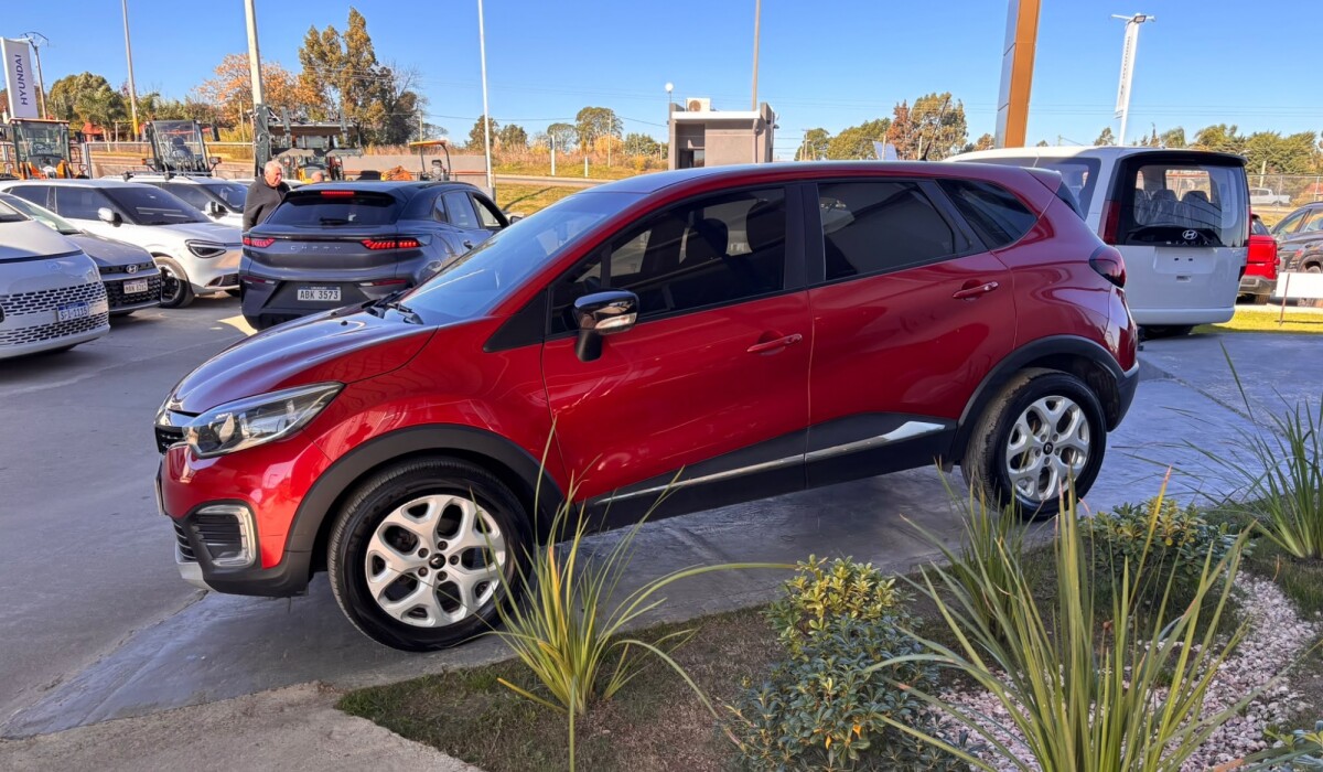 Renault Grand Captur Zen AT - 2018 Renault Grand Captur Zen AT - 2018