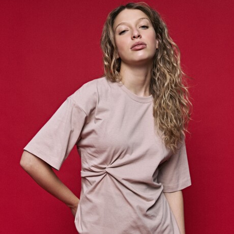 REMERA ELIA Beige