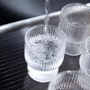 Vaso de vidrio acanalado apilable chico Vaso de vidrio acanalado apilable chico