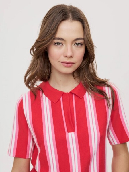 REMERA P.CAKE FEVORA ROJO
