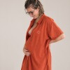 Camisa Maternal Pupa – Viscosa suave con bolsillos prácticos Terracota