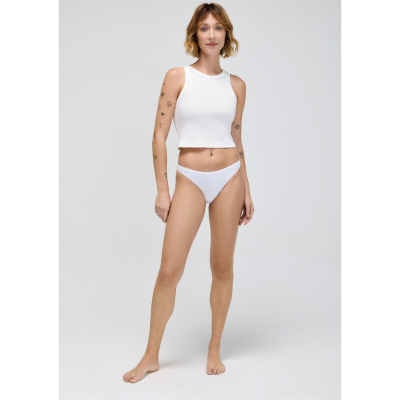 KIT COM 3 CALCINHAS FEM PRETO/BEGE/BRANCO