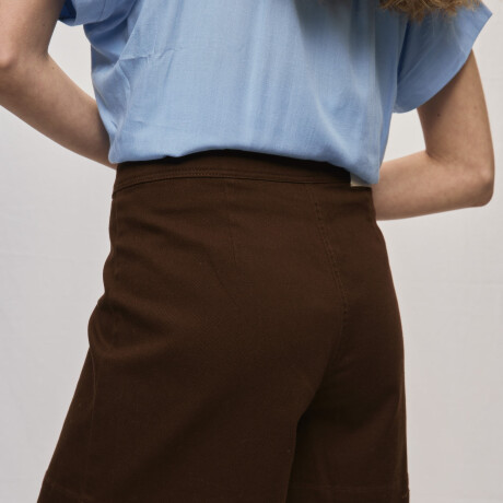SHORT RUMA Chocolate