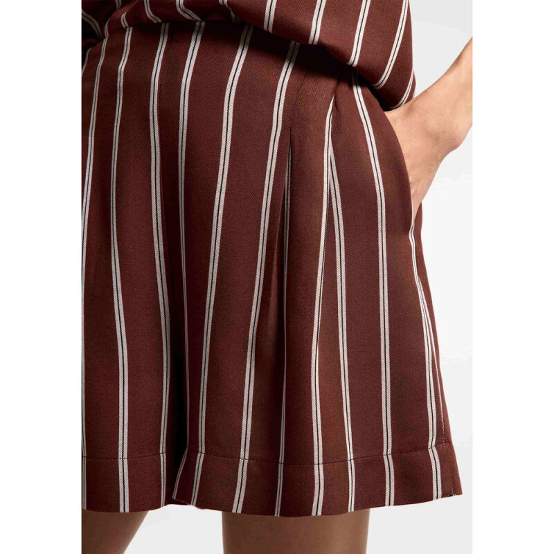 SHORTS FEM MARROM ESCURO