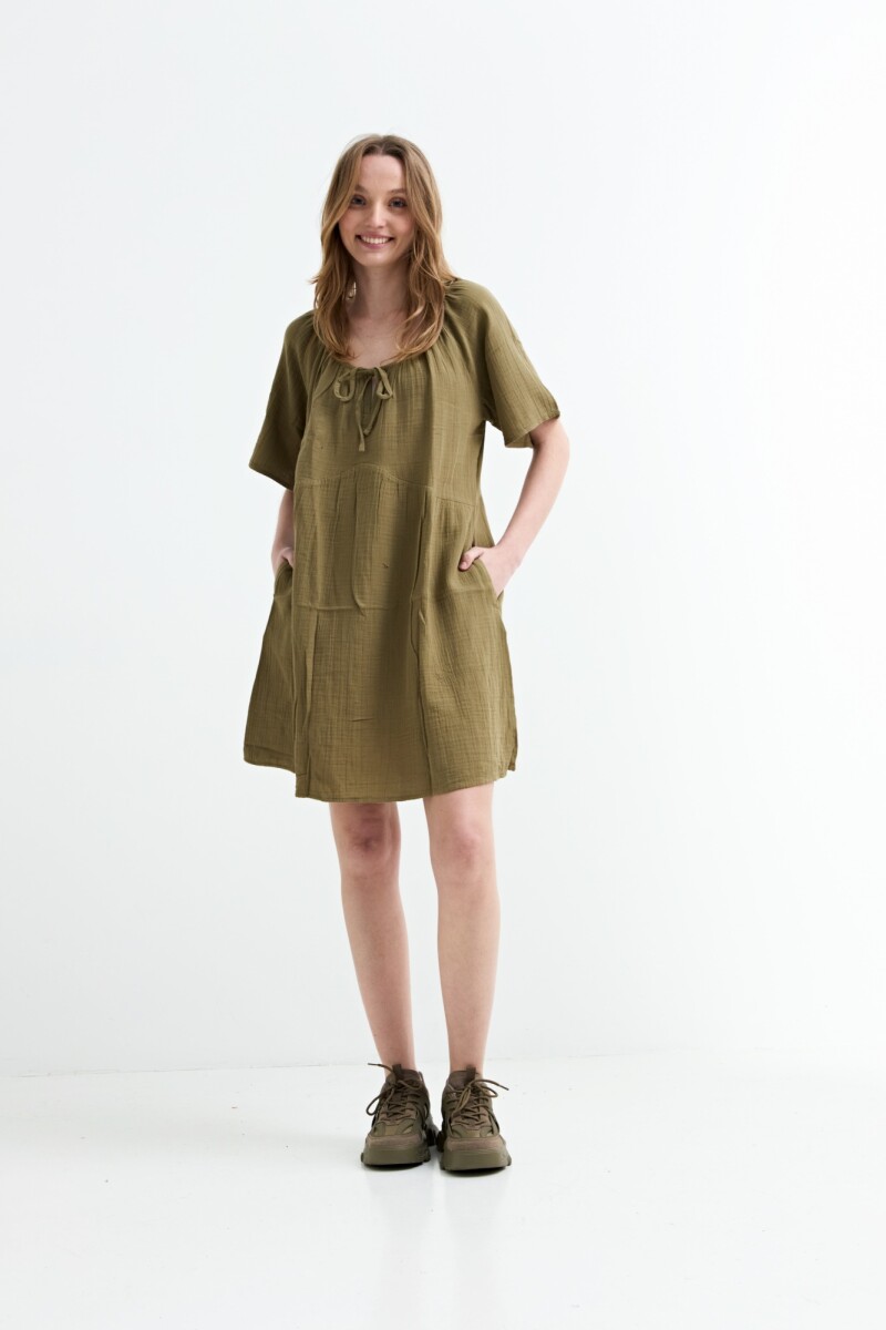 Vestido fluido de gasa VERDE OLIVA