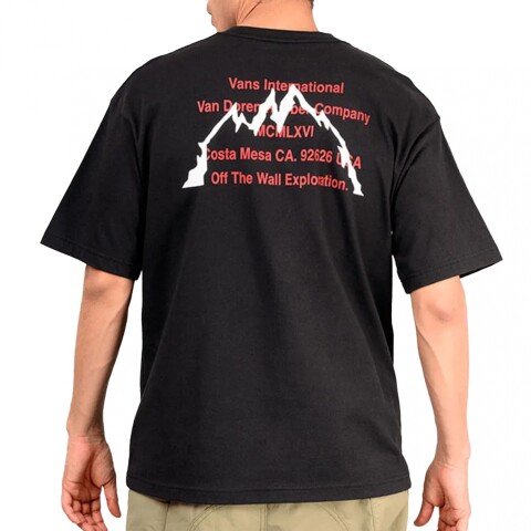 Remera Vans MTE Internacional Black