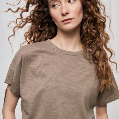 REMERA JANA Visón