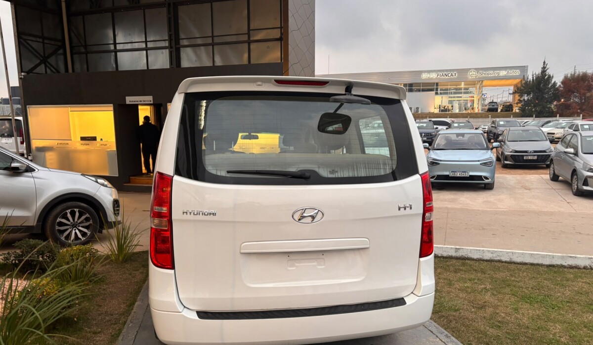 Hyundai H1 Nafta Mbus - 2014 Hyundai H1 Nafta Mbus - 2014