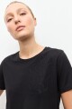Remera bordado con brillos negro