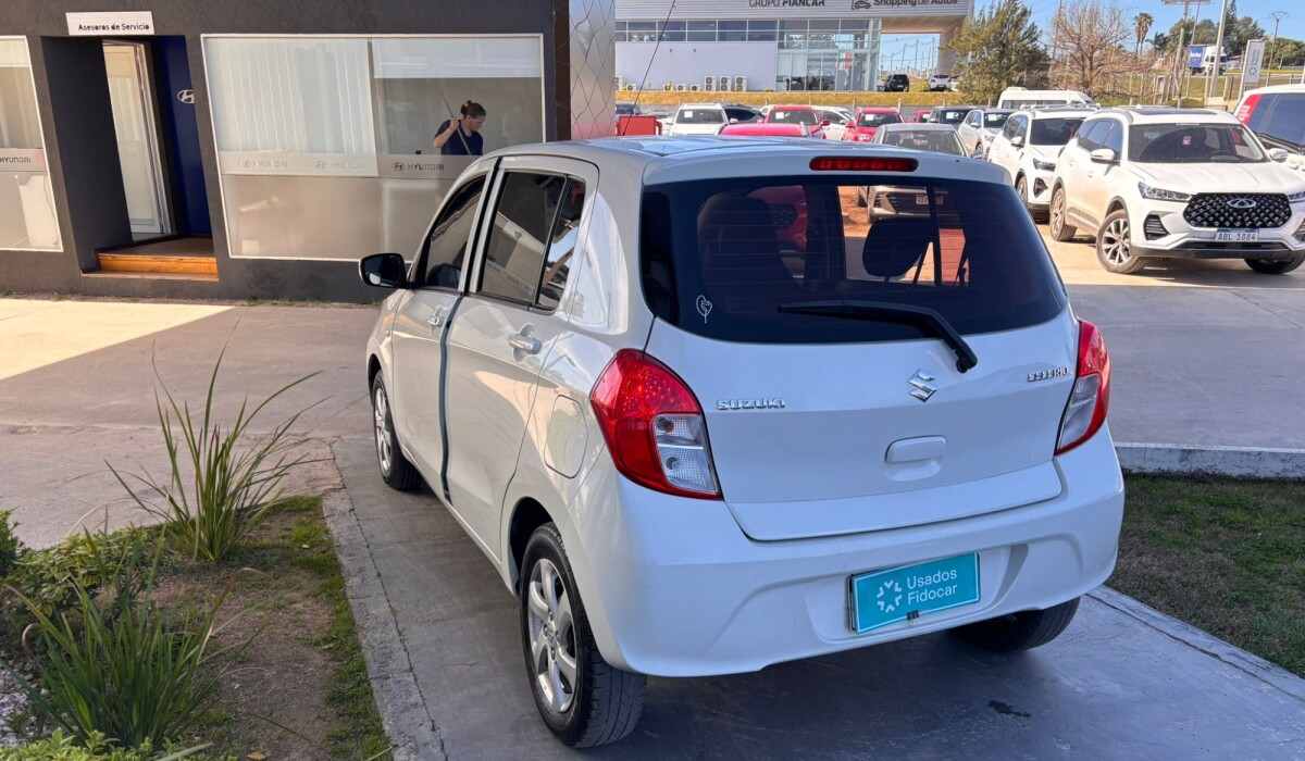 Suzuki Celerio 1.0 GL - 2020 Suzuki Celerio 1.0 GL - 2020