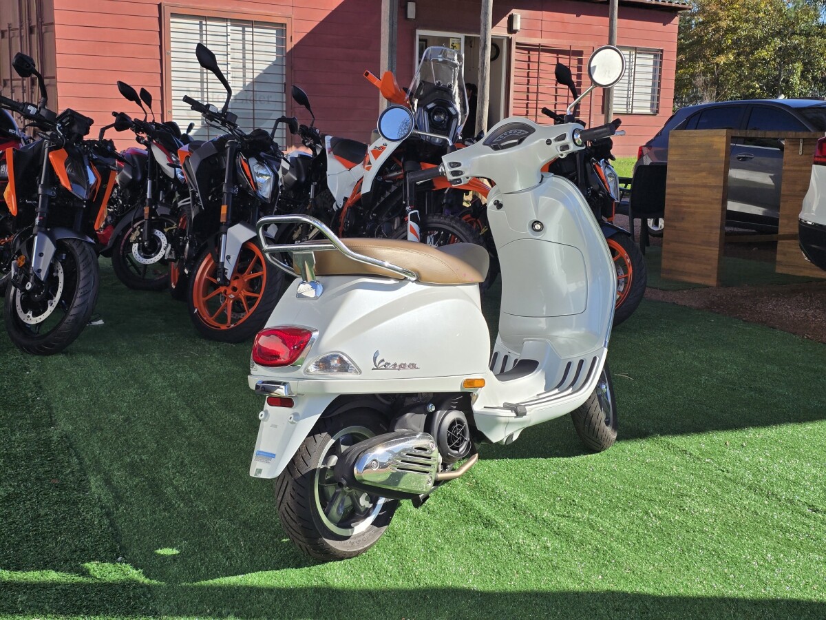 Piaggio Vespa VXL 125 cc. 2026 0KM | Permuta / Financia Piaggio Vespa VXL 125 cc. 2026 0KM | Permuta / Financia