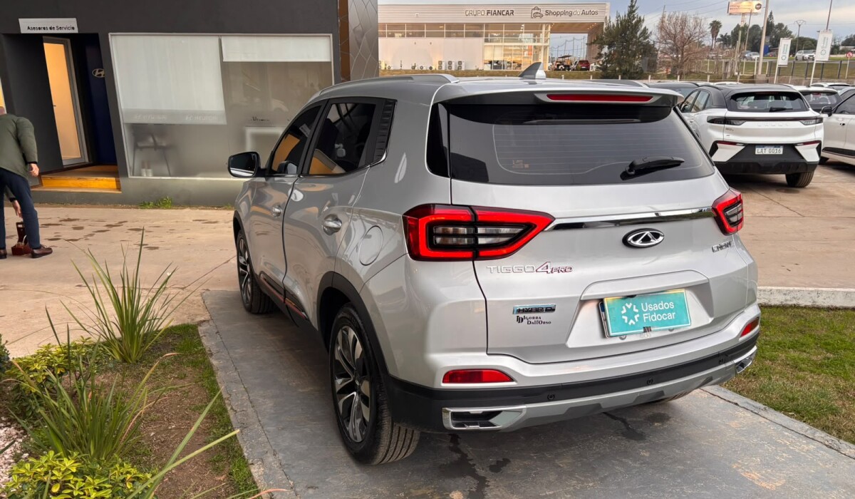 Chery Tiggo 4 MHEV Luxury - 2024 Chery Tiggo 4 MHEV Luxury - 2024