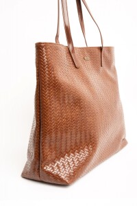 Travel Bag Trenzada Cuero Vegano Whisky