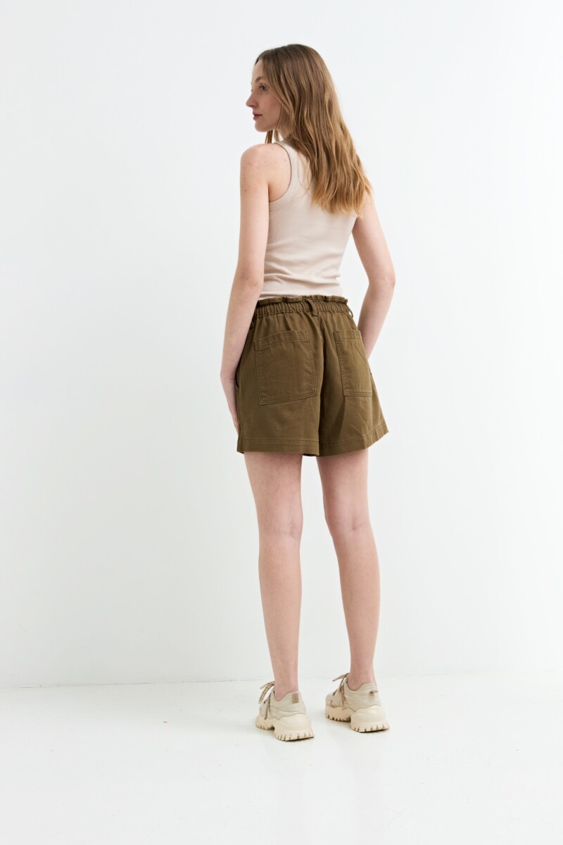 Short con cintura elastizada y lazo OLIVA