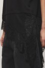 REMERA LACE Negro