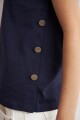 Remera con botones azul marino