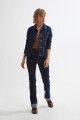 Jean bootcut con bolsillos jean oscuro