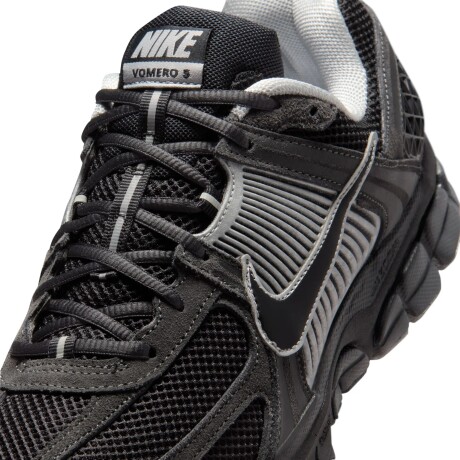 Championes Nike Zoom Vomero 5 Black
