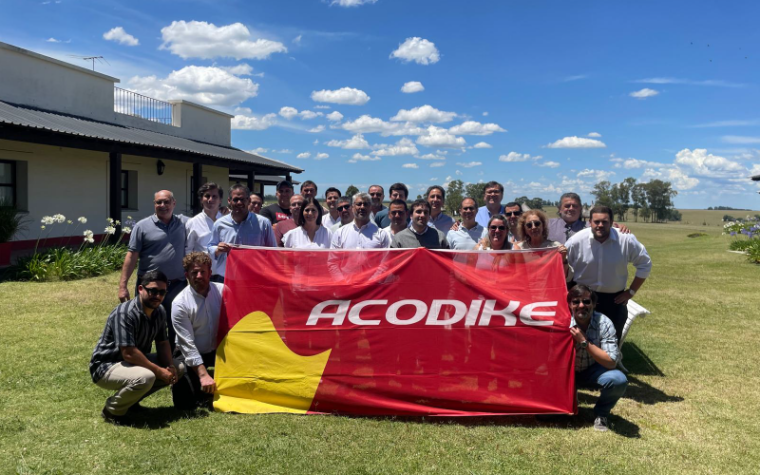 Acodike reunió en Durazno a sus distribuidores del interior para cerrar la zafra y proyectar el año