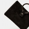 Llavero charm Mila en cuero gamuza Negro