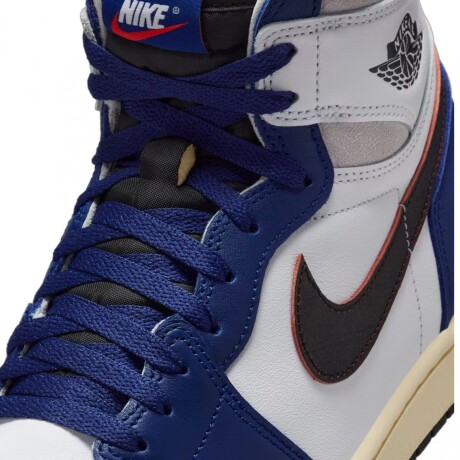 AIR JORDAN 1 RETRO HI White/White/White