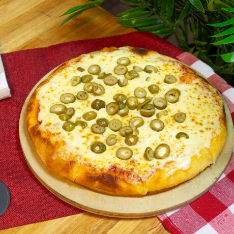 Pizzeta con Aceituna y Muzzarella 000