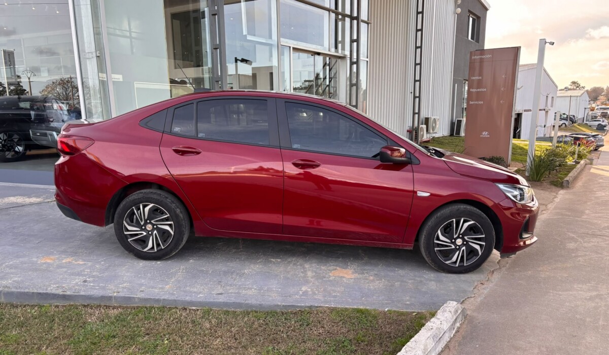 Chevrolet Onix LT2 Sedan - 2025 Chevrolet Onix LT2 Sedan - 2025