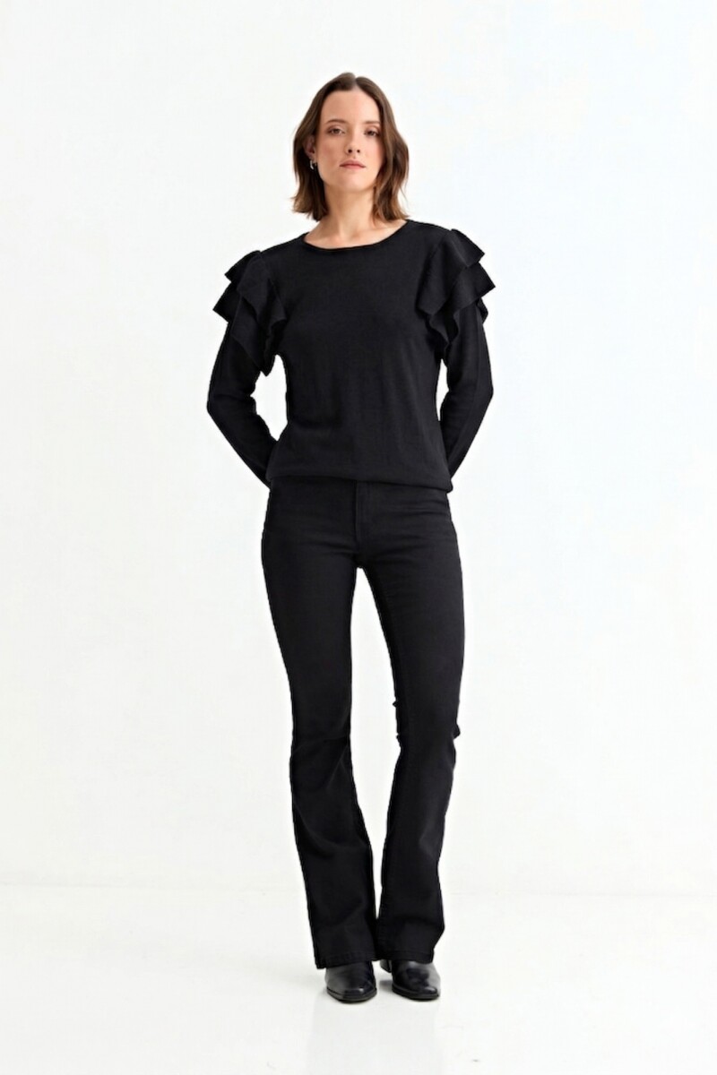 Remera m/l con volados en hombro NEGRO