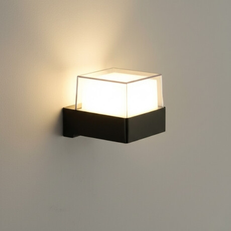 ARTEFACTO EXTEIOR MENFI PARA ADOSAR EN PARED UNIDIRECCIONAL 5W Artefacto Exterior LED Menfi Para Adosar Unidireccional 5W Negro