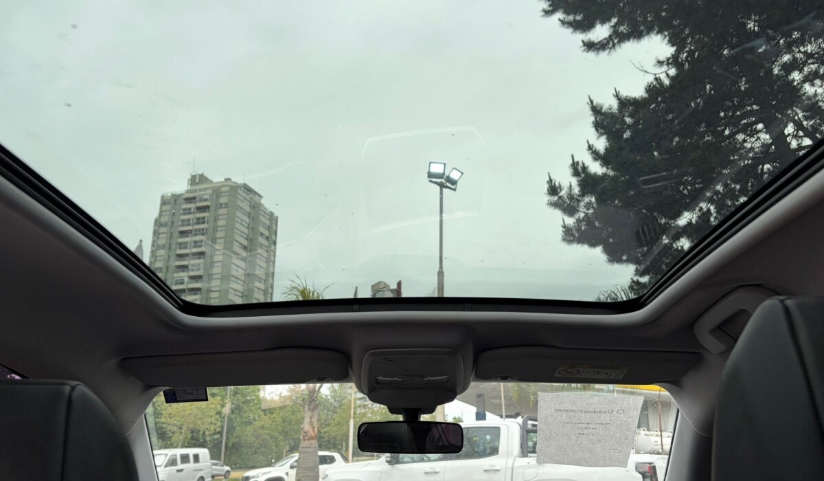 Peugeot 208 Allure 1,6 - 2022 Peugeot 208 Allure 1,6 - 2022