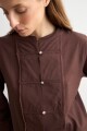 Blusa alamares chocolate