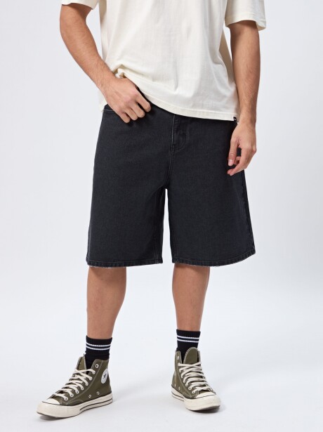 BERMUDA ROLO NEGRO JEAN