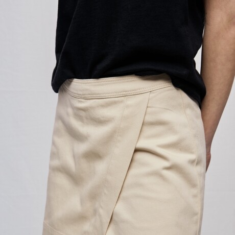 SHORT RUMA Arena