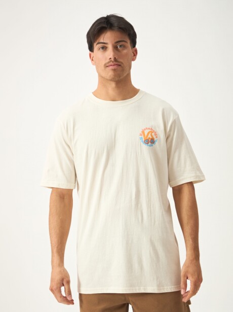 REMERA NOMADS CRUDO