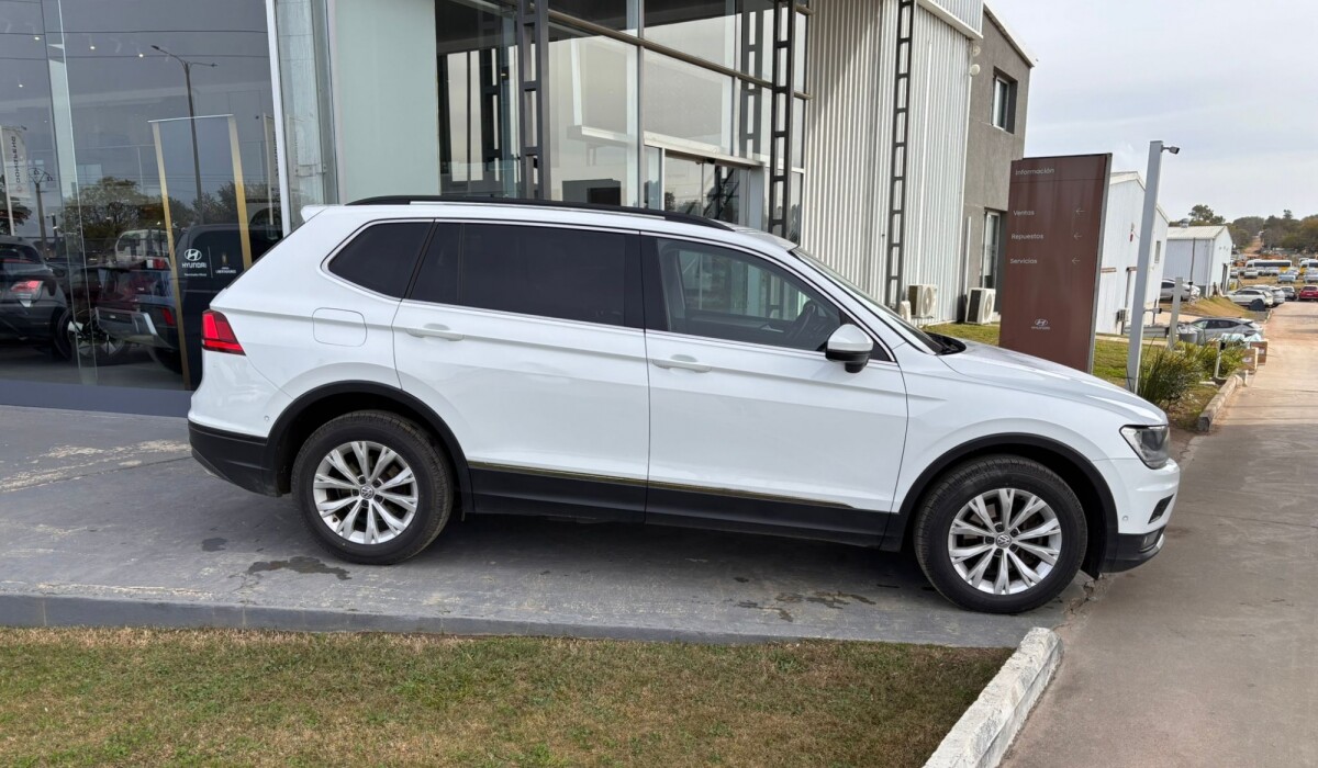 VW Tiguan 1.4 CL 7Plz - 2019 VW Tiguan 1.4 CL 7Plz - 2019