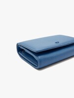 Cartera Con Textura Y Solapa azul